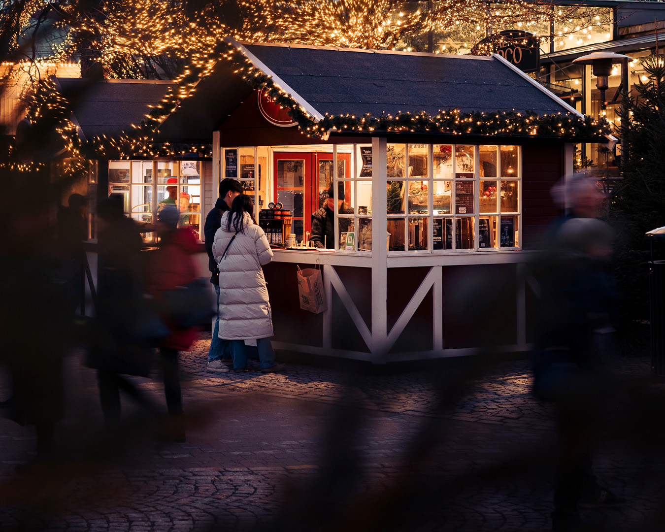 nu är biljetterna för julsäsongen här