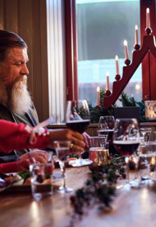 Boka julbord hos oss